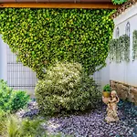 Вилла Old Town 2br Spacious House With Private Garden And Free Parking