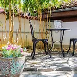 Old Town 2br Spacious House With Private Garden And Free Parking Пловдив