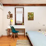Old Town 2br Spacious House With Private Garden And Free Parking * 普罗夫迪夫
