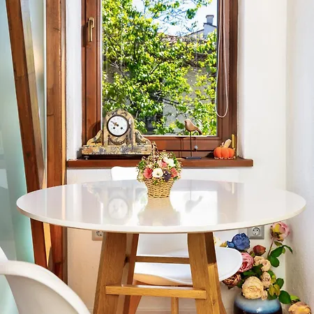 2br House With Garden And Free Parking In The Old Town Plovdiv