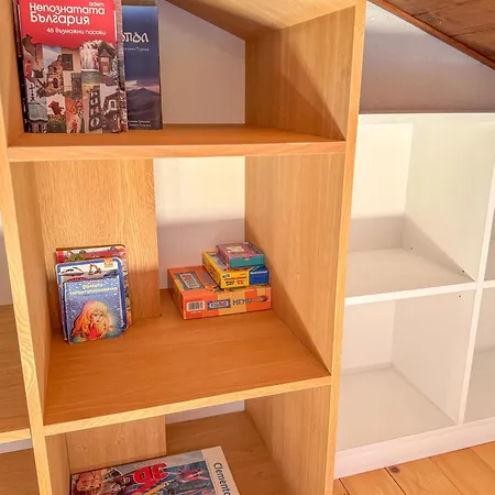 Old Town 2br Spacious House With Private Garden And Free Parking Villa *