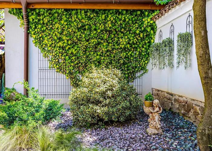 别墅 Old Town 2br Spacious House With Private Garden And Free Parking