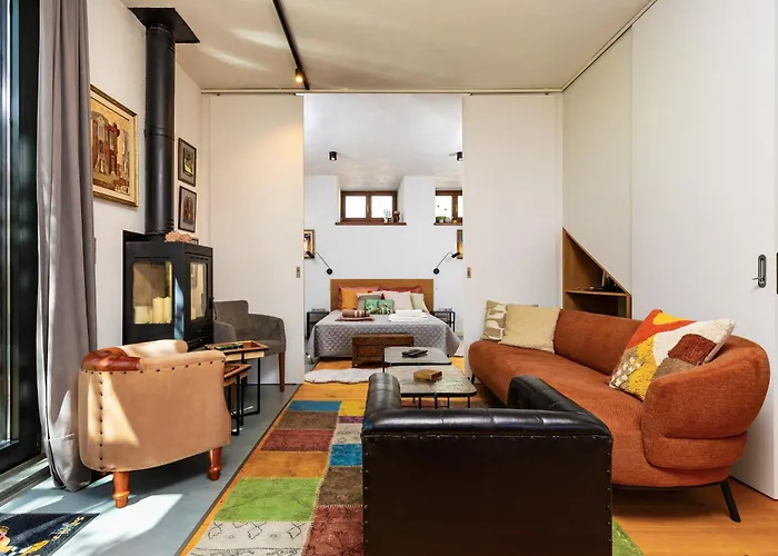 别墅 Old Town 2br Spacious House With Private Garden And Free Parking *