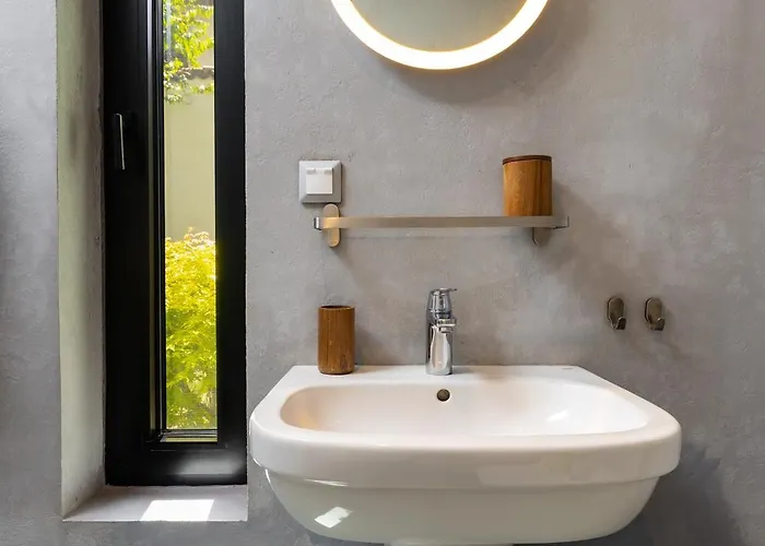 别墅 Old Town 2br Spacious House With Private Garden And Free Parking