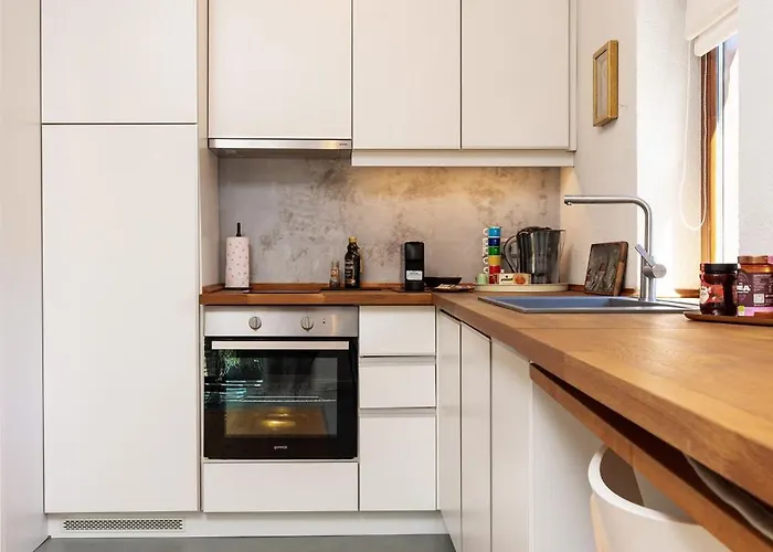 Old Town 2br Spacious House With Private Garden And Free Parking 别墅 普罗夫迪夫